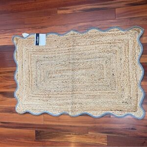 Cannon Braided Jute Rug NWT Blue Scalloped Edge 27”W X 42”L Boho Coastal Cottage